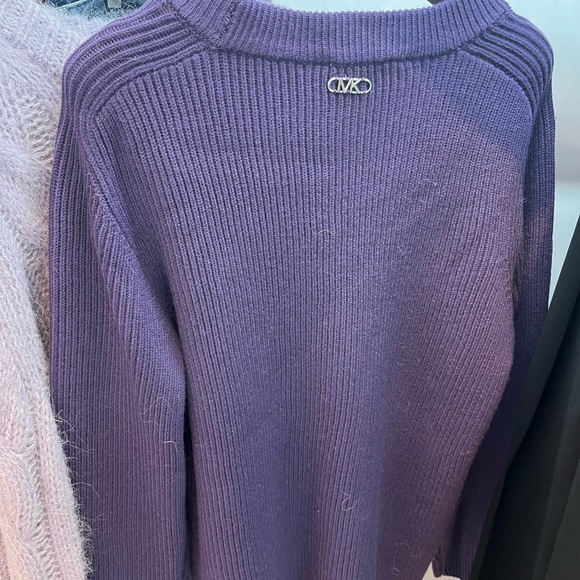 Michael Kors wool sweater in purple - Picture 3 of 5